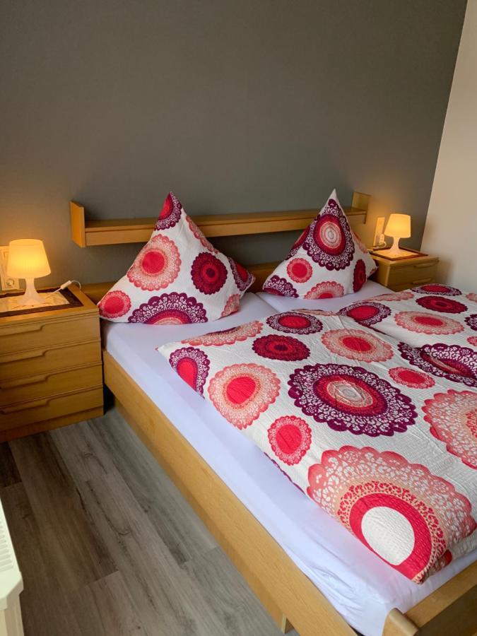 Vina Am Ring Bed and Breakfast Mannebach  Eksteriør billede